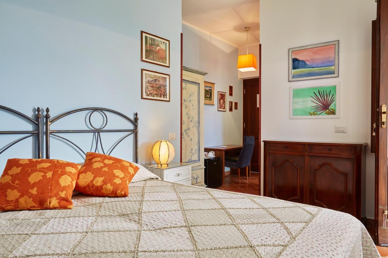 Helimos Bed&Breakfast Segesta Temple-Castellammare 칼라타피미 외부 사진