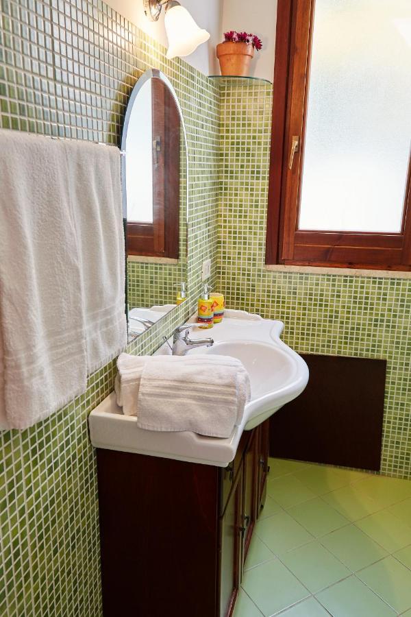Helimos Bed&Breakfast Segesta Temple-Castellammare 칼라타피미 외부 사진