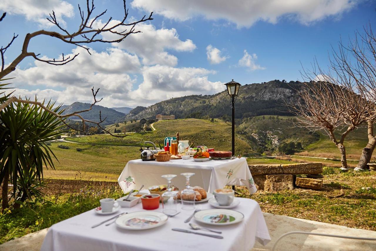 Helimos Bed&Breakfast Segesta Temple-Castellammare 칼라타피미 외부 사진