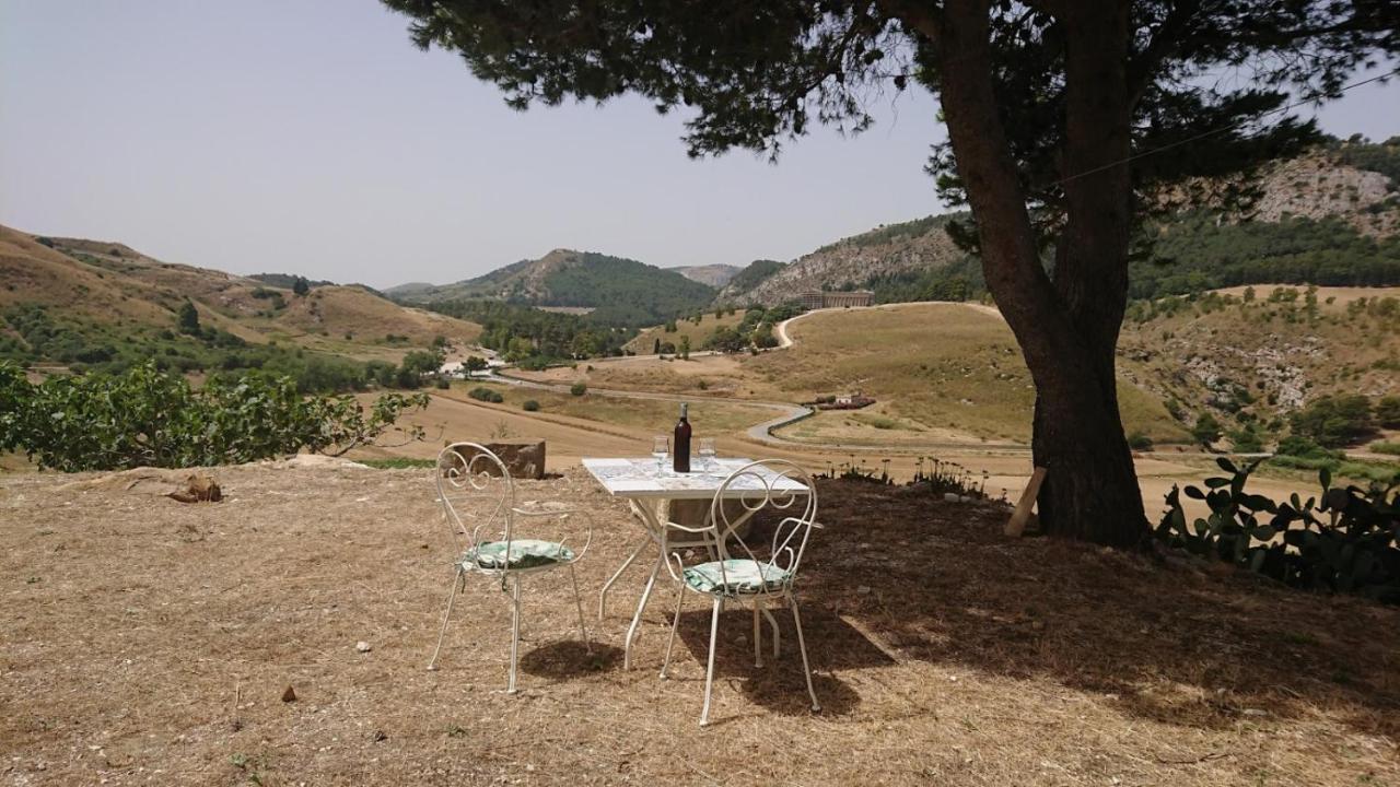 Helimos Bed&Breakfast Segesta Temple-Castellammare 칼라타피미 외부 사진
