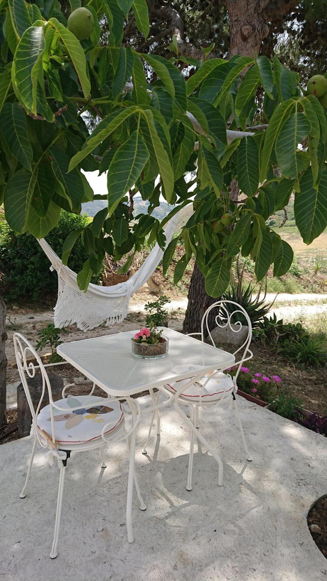 Helimos Bed&Breakfast Segesta Temple-Castellammare 칼라타피미 외부 사진