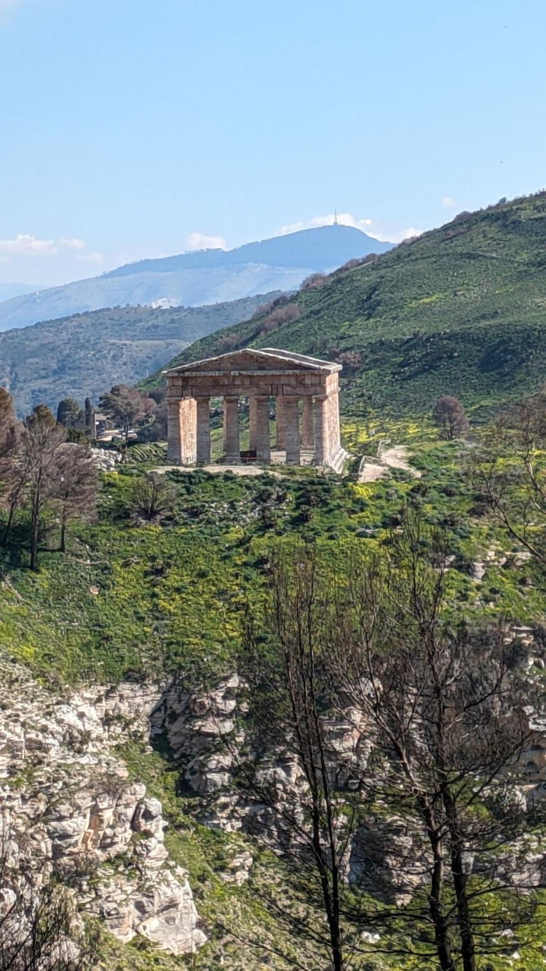 Helimos Bed&Breakfast Segesta Temple-Castellammare 칼라타피미 외부 사진